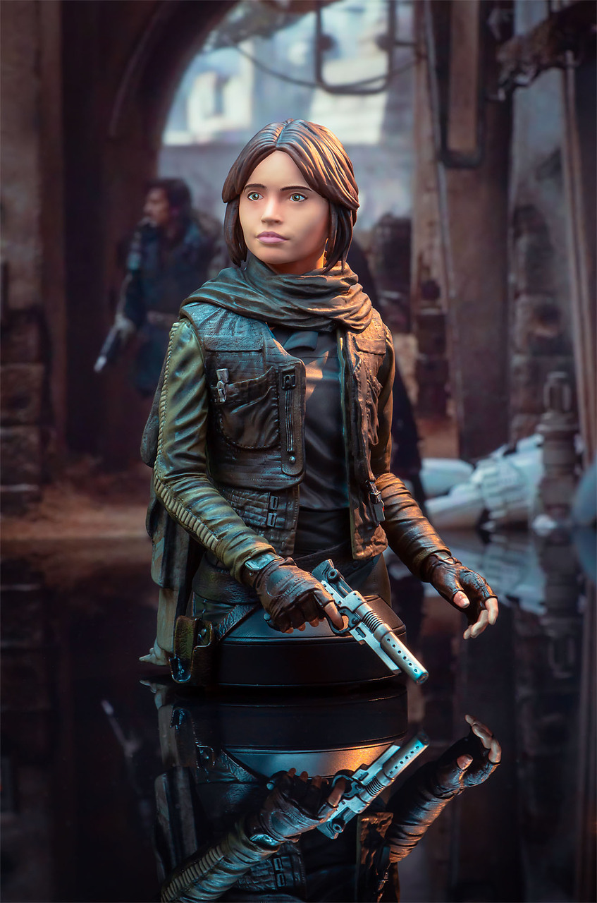Jyn Erso Commander