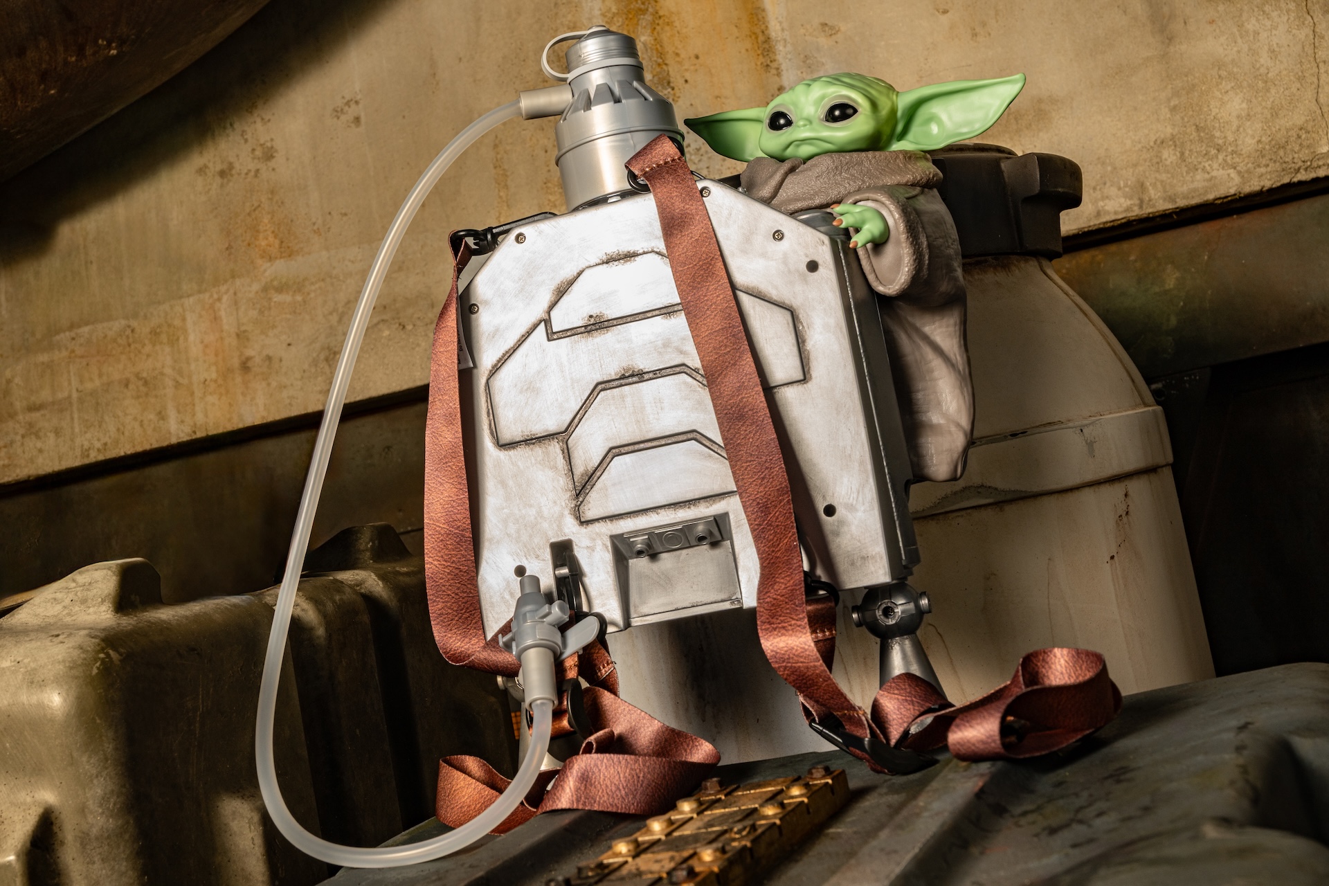 Mandalorian Jetpack with Grogu