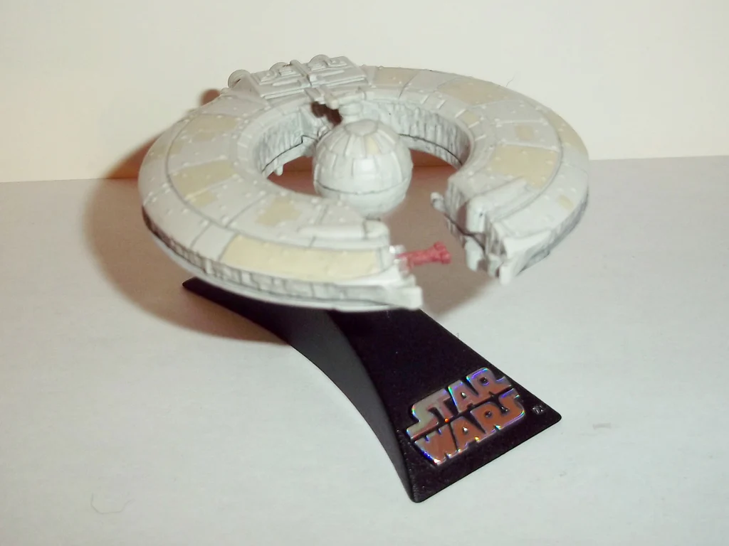 Droid Control Ship featuring Neimodian Commander