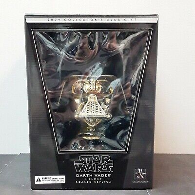 Darth Vader (Gold) - Gentle Giant (Busts) Scaled Helmets , Gentle Giant Premier Guild Exclusive