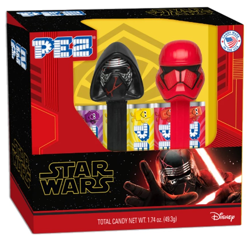 Kylo Ren and Sith Trooper