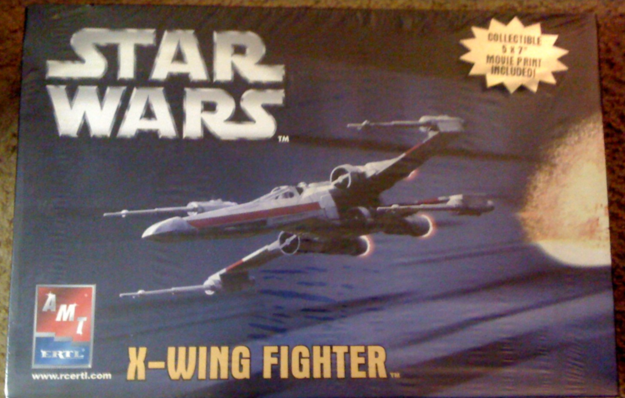 X-Wing Fighter (With Poster)