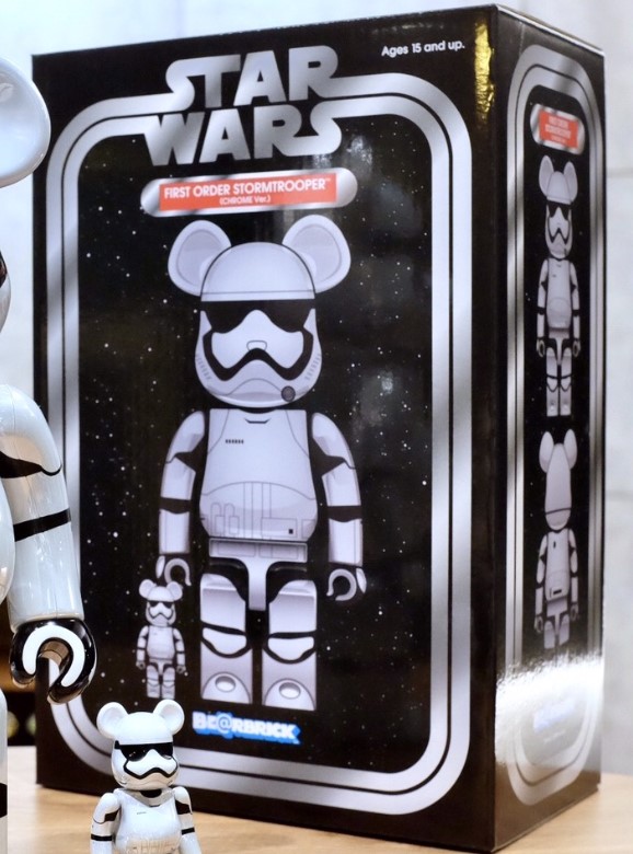 First Order Stormtrooper (Chrome)