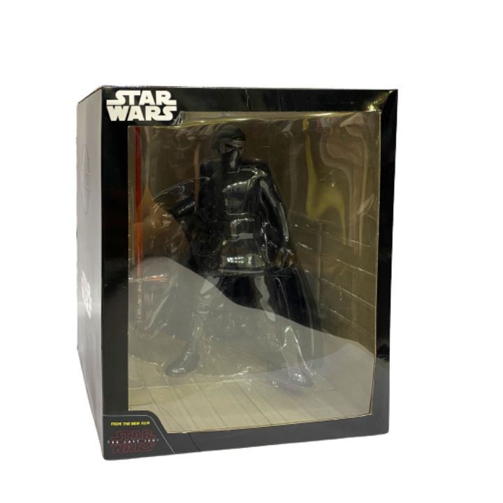 Kylo Ren (The Last Jedi)