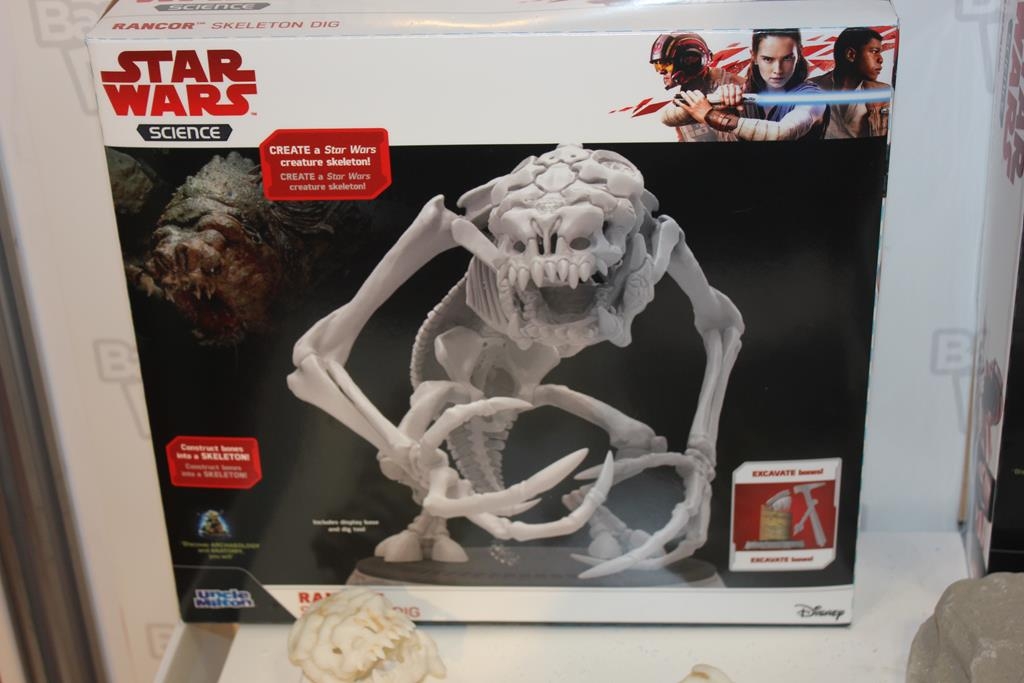 Rancor Skeleton Dig