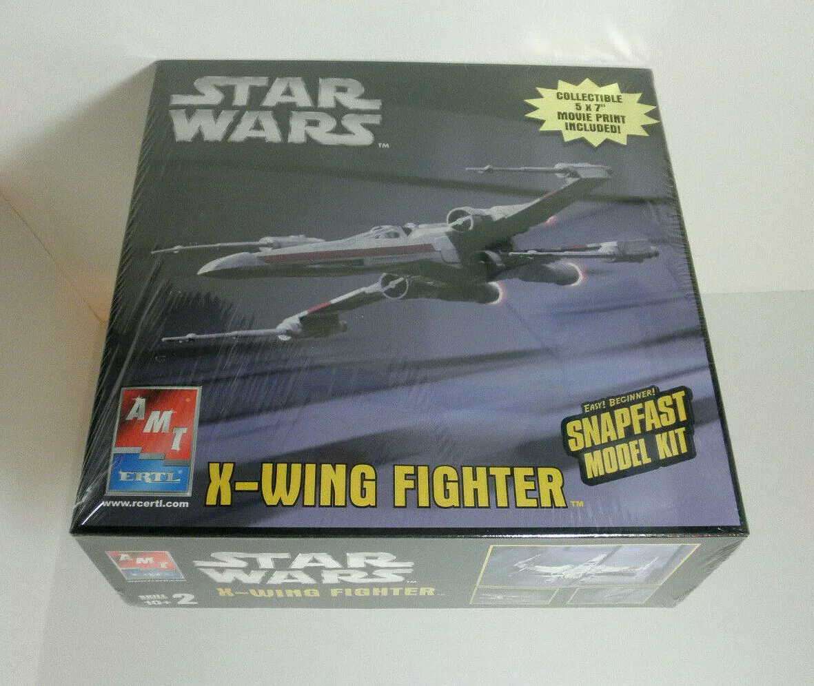 X-Wing Fighter (With Poster)