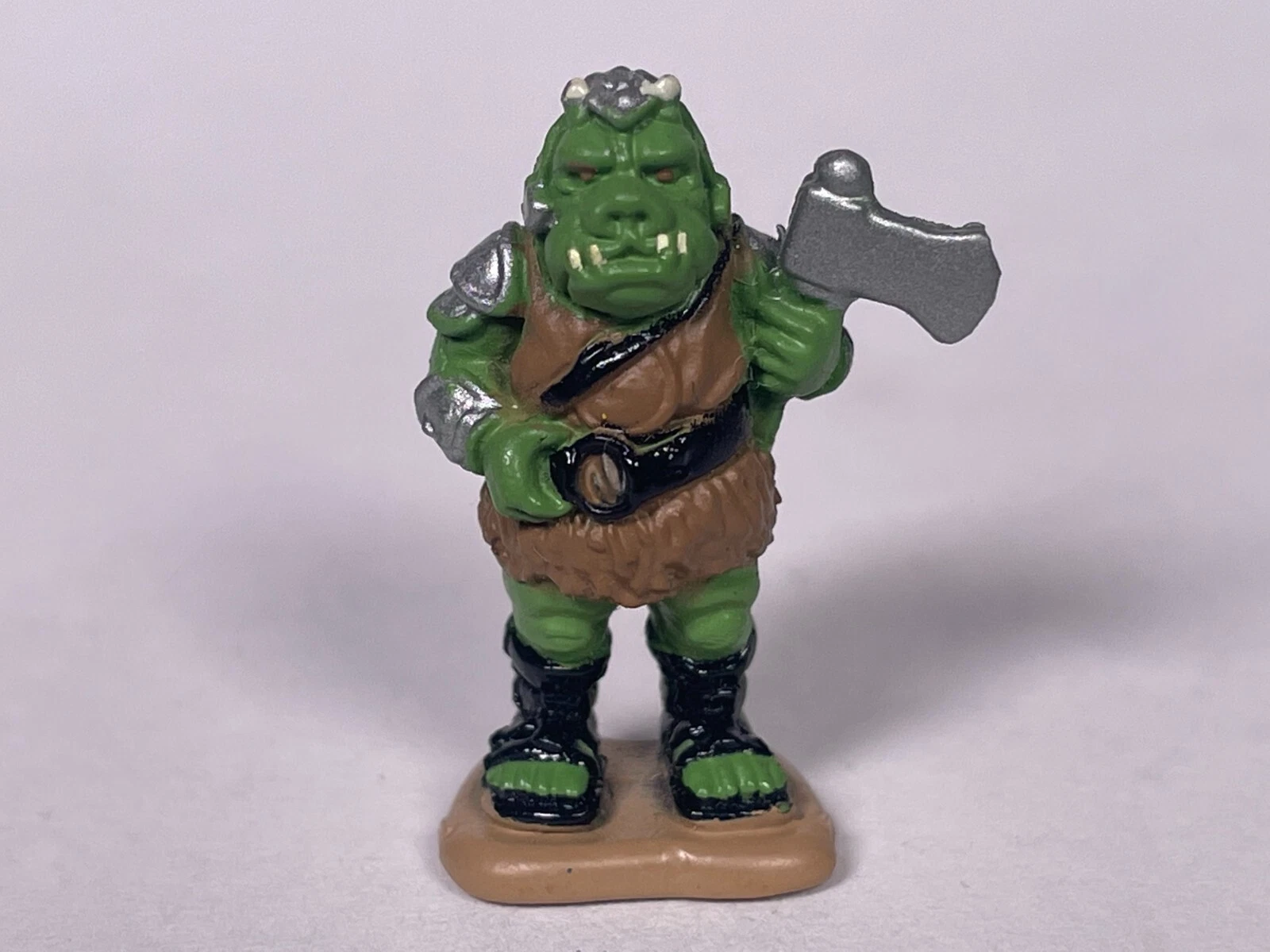 Gamorrean Guard | R2-D2 / Jabba's Palace