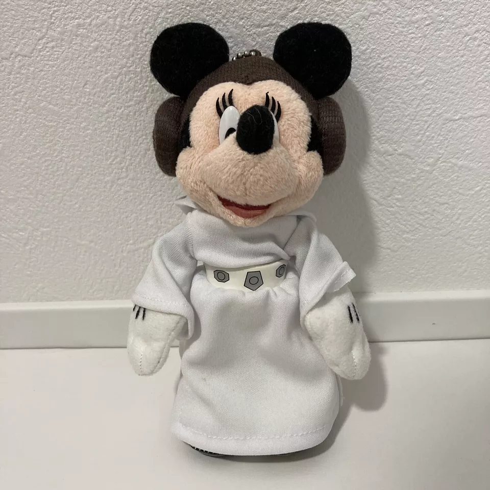 Minnie as Princess Leia