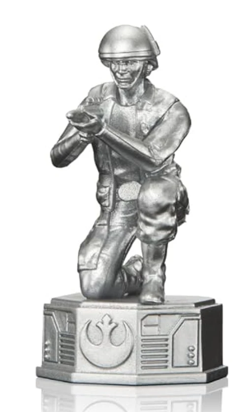 Rebel Trooper | Original Trilogy - Star Wars Noble Games Chess Set 
