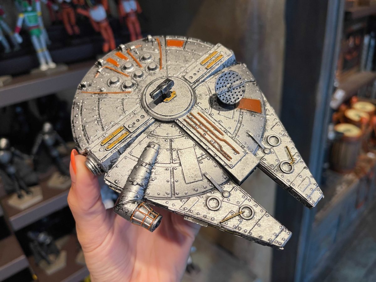 Millennium Falcon (II)